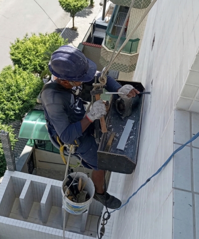 Profissional Stilotec em serviço